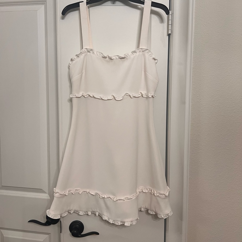 Only worn once White Mini Dress